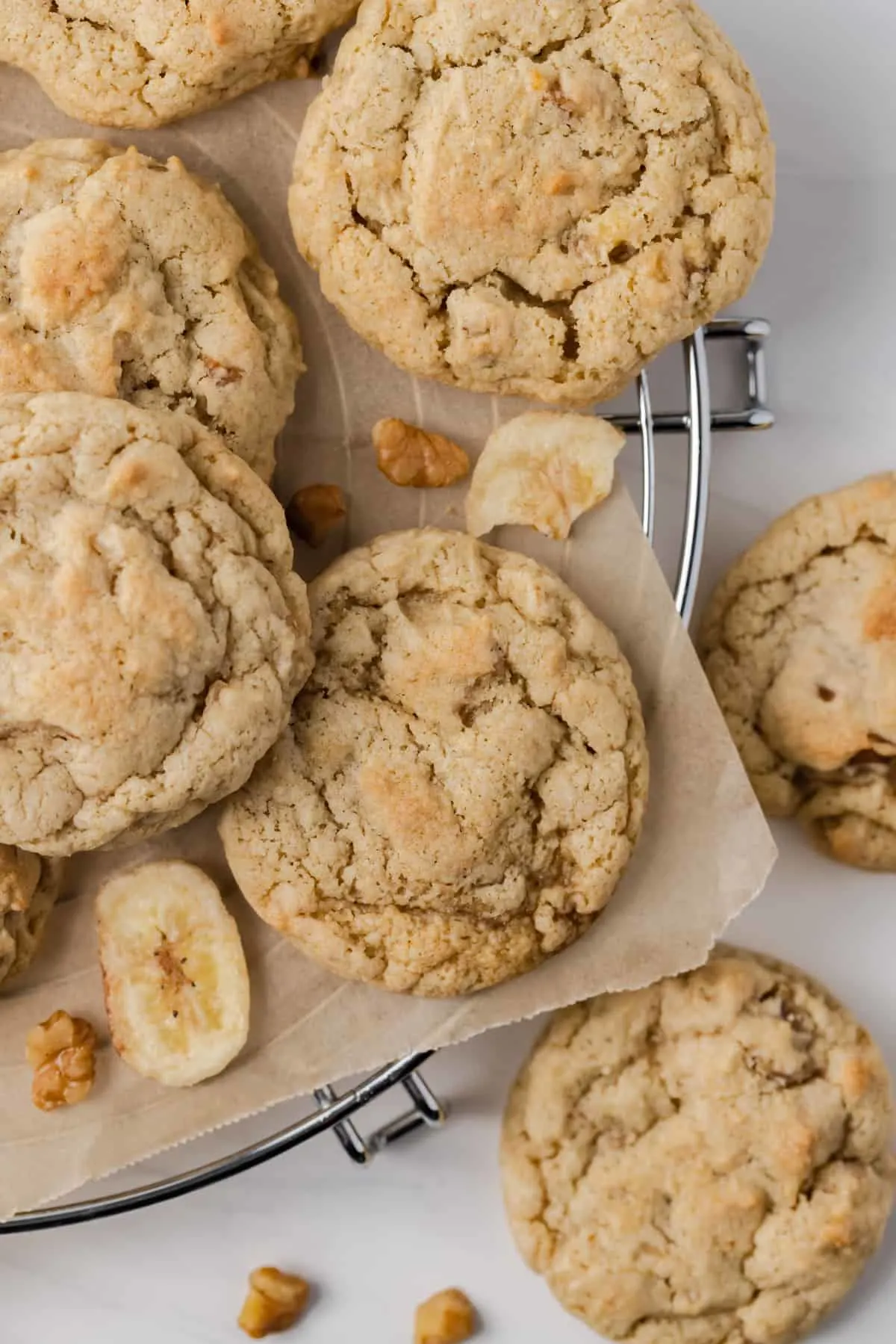 Banana nut bread cookies on a wire rack