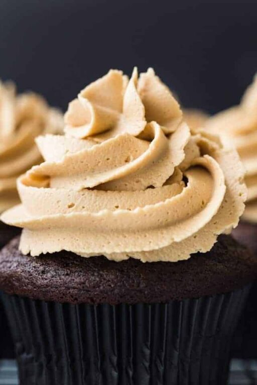 Cookie Butter Frosting Recipe Baked by an Introvert