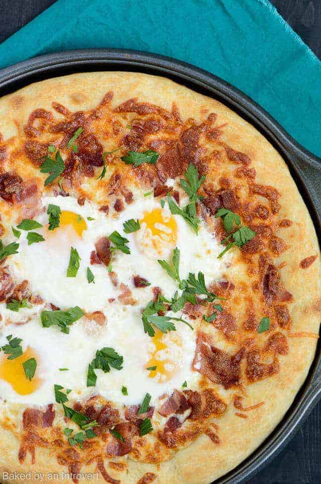 Overhead view of Bacon Egg Breakfast Pizza.