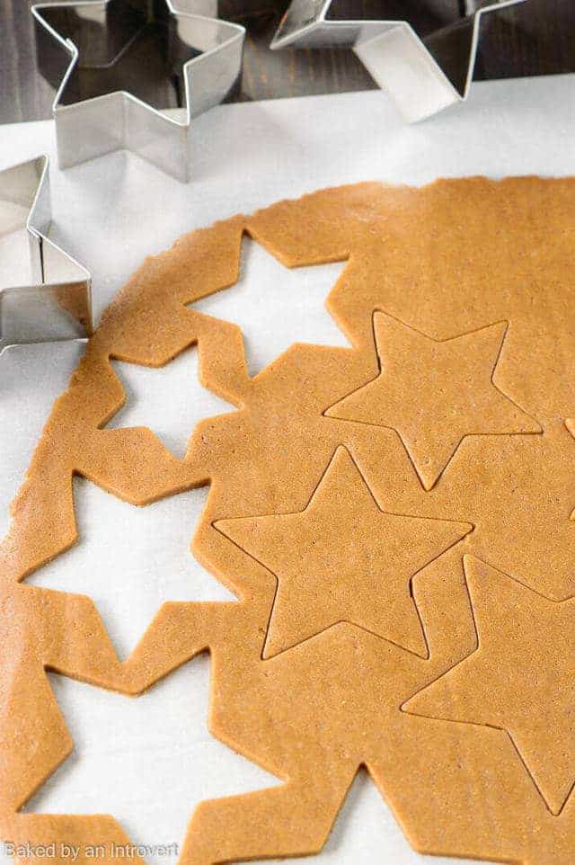 Soft Snowy Gingerbread Christmas Trees make a wonderful holiday gift. Here we take a traditional Christmas cookie and turn it into a fun and magical gift.