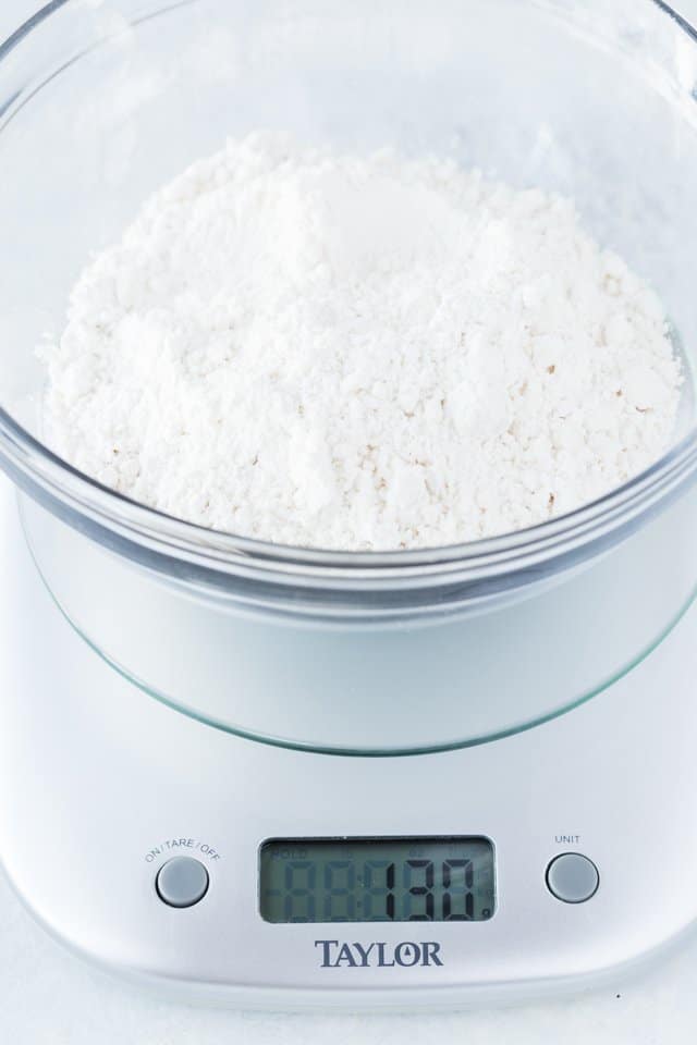 How to Measure Flour Baking 101 Baked by an Introvert