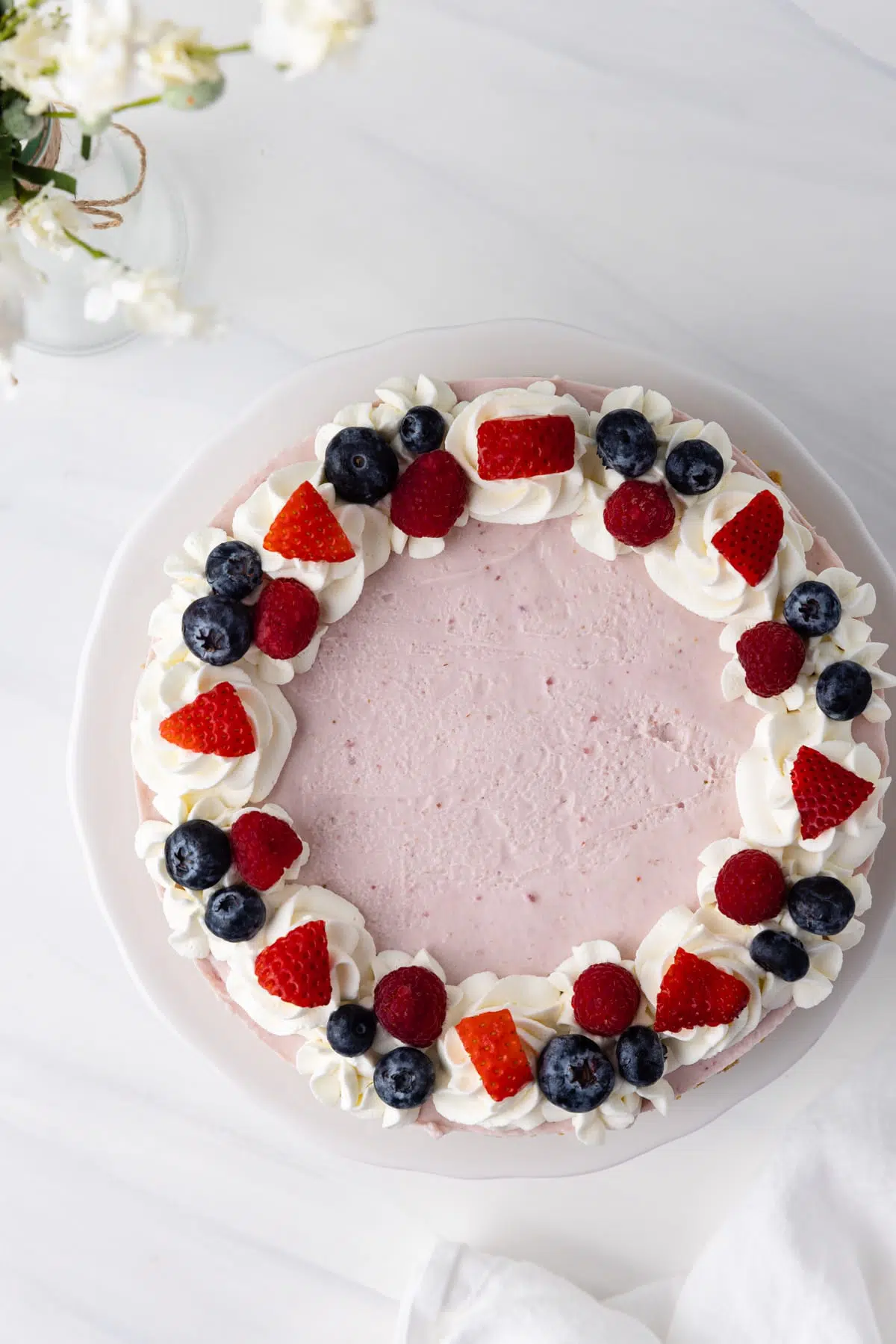 Overhead of no bake berry cheesecake.