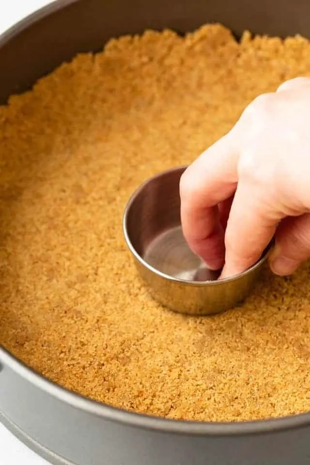graham cracker crumbs pressed into a round pan