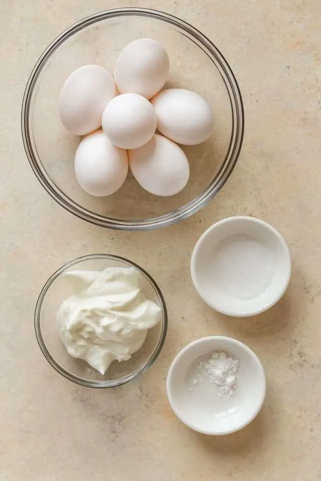 ingredients for cloud bread in glass bowls