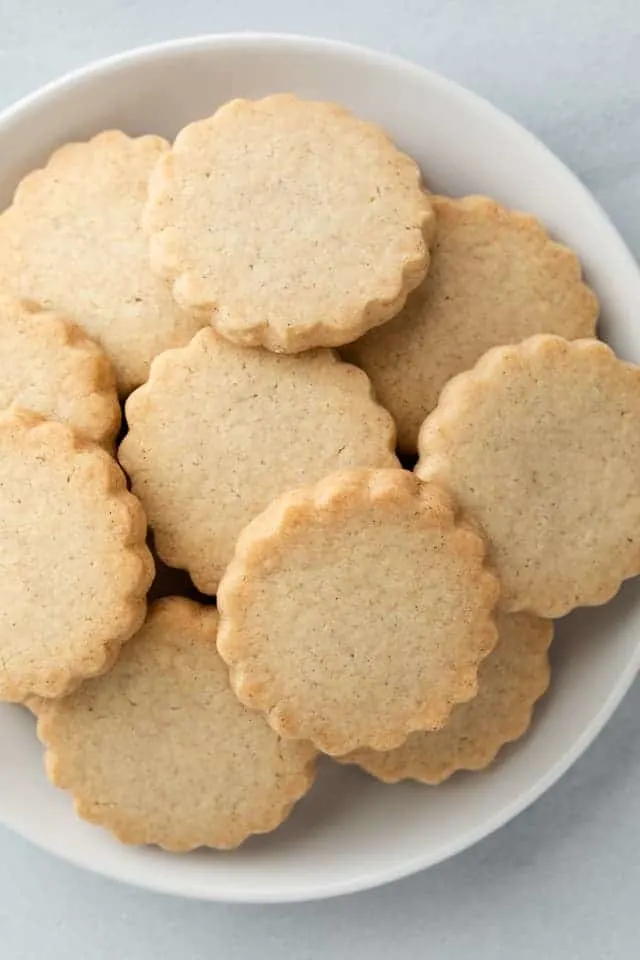 cardamom cookies on a white plate