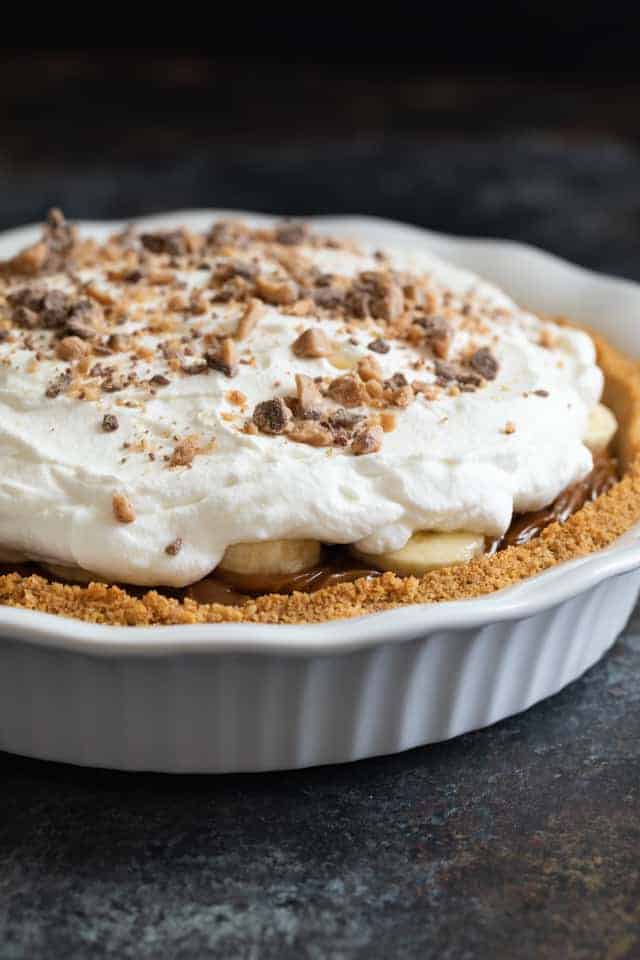 Banoffee Pie in white pie plate