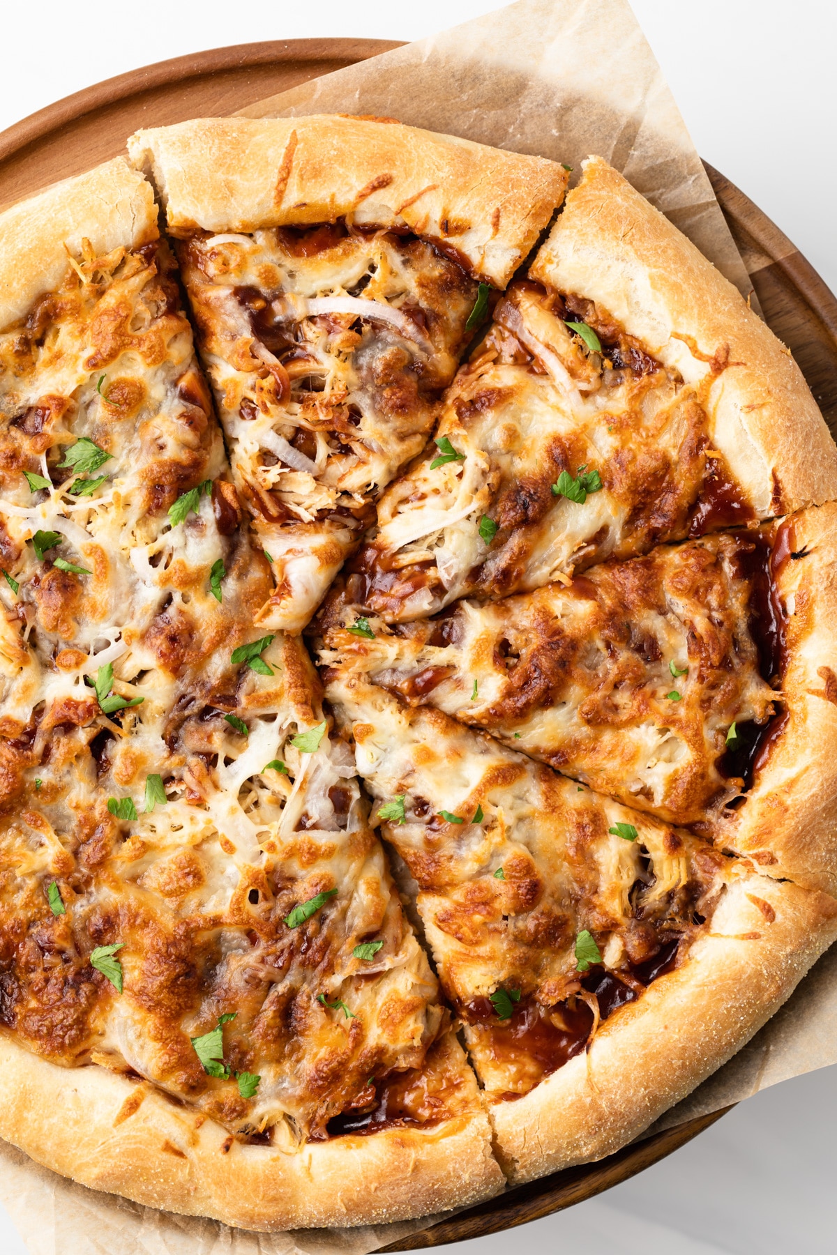 bbq chicken pizza with slices cut