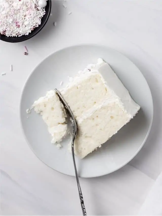 White Cake Story