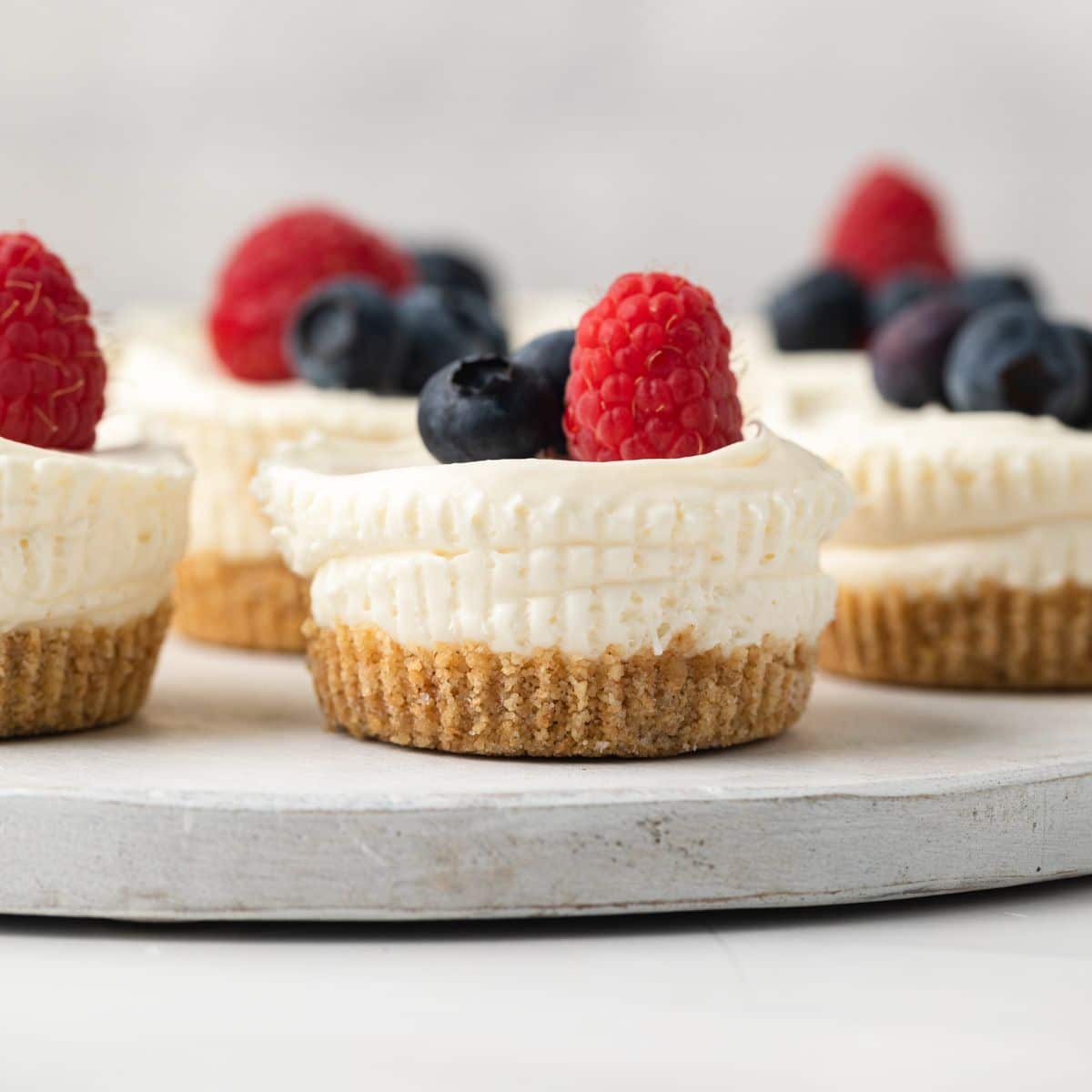 No Bake Mini Cheesecakes