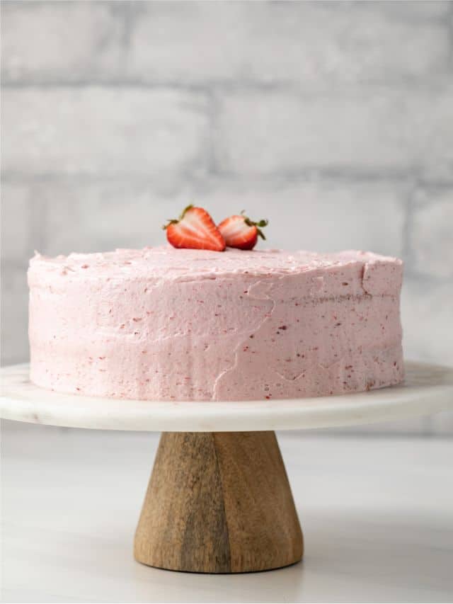 How to Make Strawberry Cake