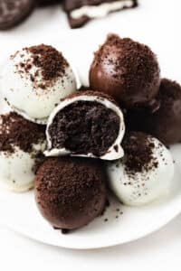 Oreo Balls - Baked by an Introvert