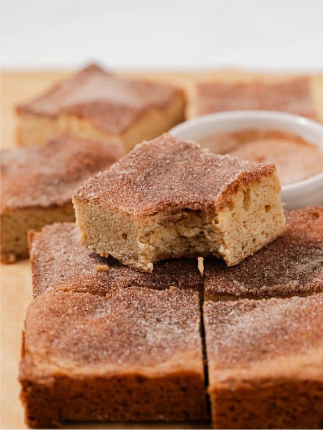 How to Make Snickerdoodle Blondies