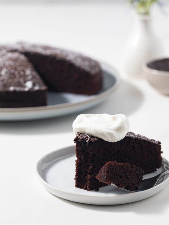 How to Make Chocolate Olive Oil Cake