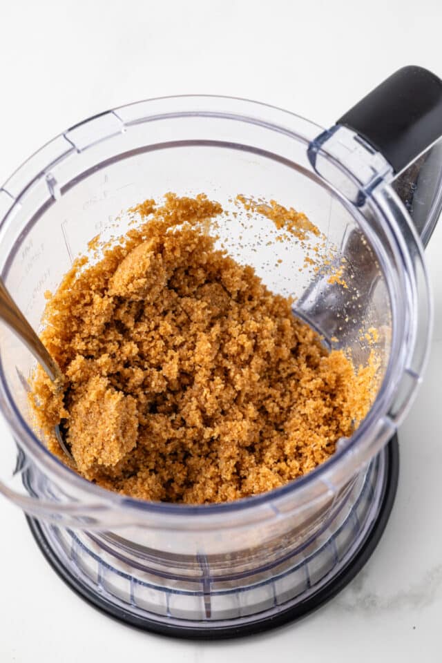 Graham cracker crust mixture in blender.