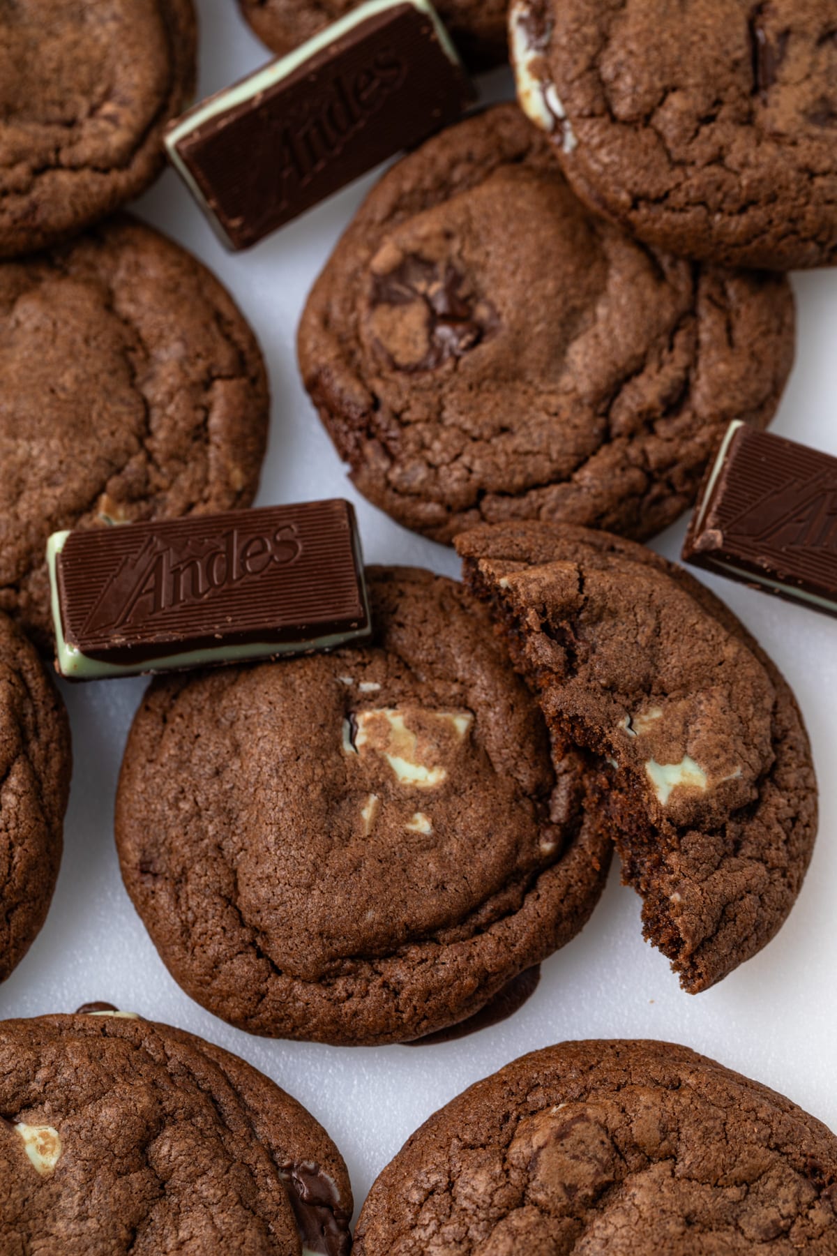 Broken Andes mint cookie with whole cookies.